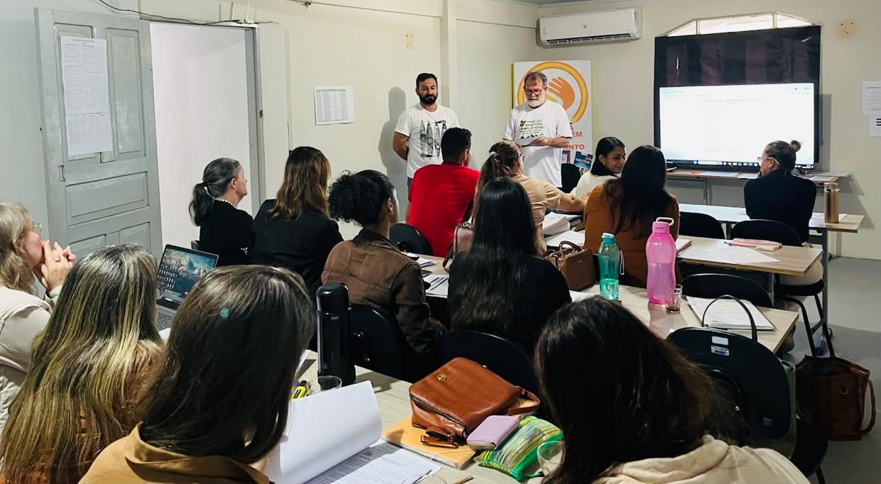 NOTÍCIA: Secretaria de Educação lança Guia POMITAFRO em Sala de Aula 2026