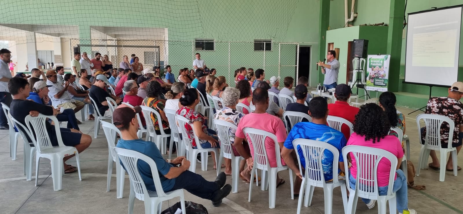 Vila Pavão sedia o primeiro seminário do projeto Arranjos Produtivos