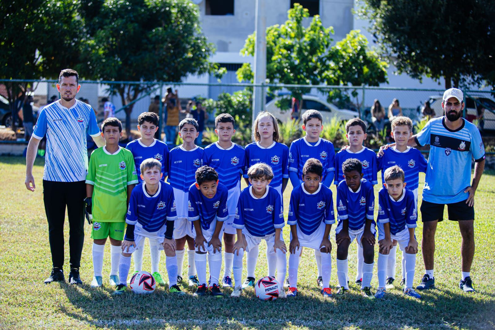 Imagem da notícia: Sub-11 do município estreia com vitória emocionante na Copa Integração de Futebol Mirim 2026
