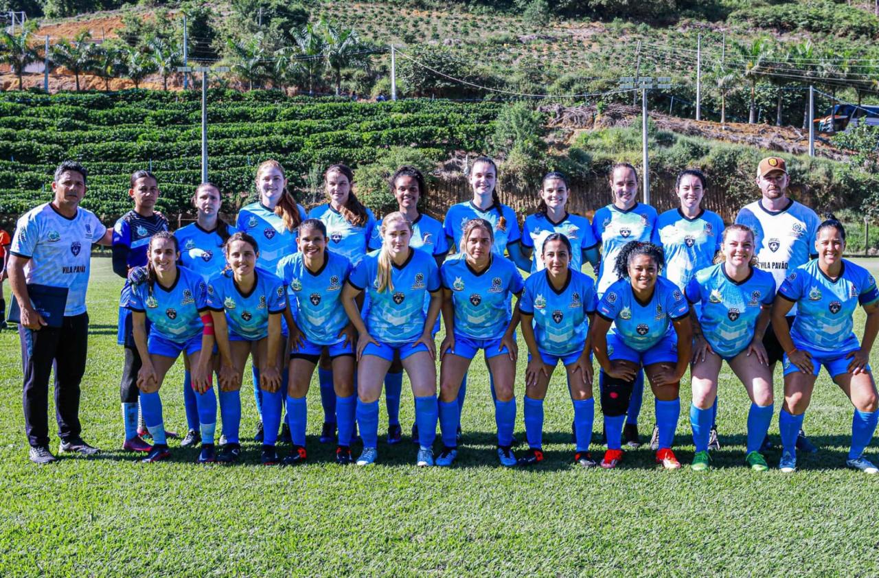 Imagem da notícia: Seleção Feminina de Vila Pavão faz história e garante classificação para as semifinais da Copa Sesport